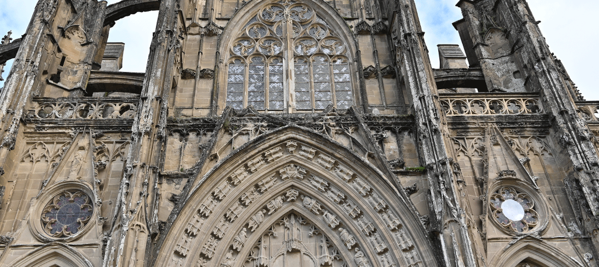 facade de l'abbaye facade de l'abbaye