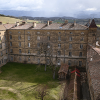 louer-maison-abbatiale-saint-antoine louer-maison-abbatiale-saint-antoine